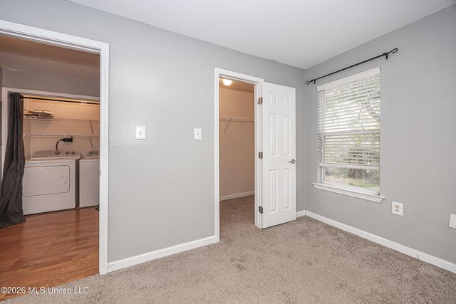 2421 Beachview Drive, G-13, Ocean Springs, MS 39564