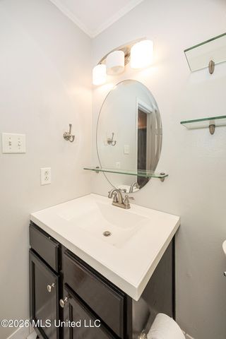 2421 Beachview Drive, G-13, Ocean Springs, MS 39564