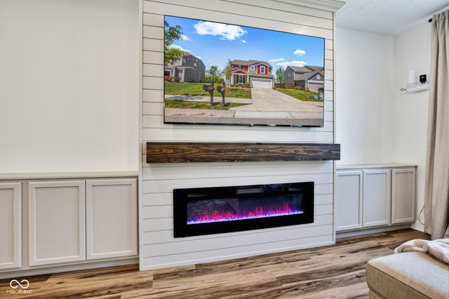 6624 Timberline Trail, Whitestown, IN 46075