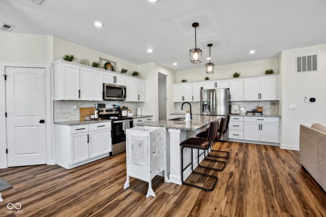 6624 Timberline Trail, Whitestown, IN 46075