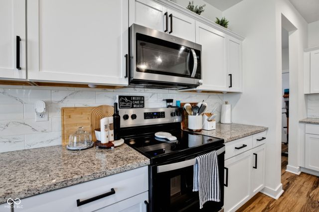 6624 Timberline Trail, Whitestown, IN 46075