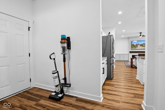 6624 Timberline Trail, Whitestown, IN 46075