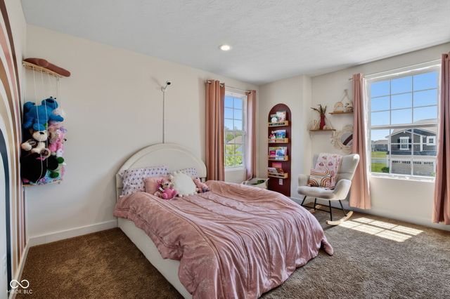 6624 Timberline Trail, Whitestown, IN 46075