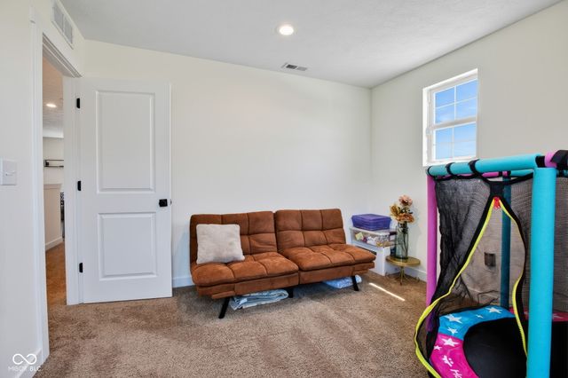 6624 Timberline Trail, Whitestown, IN 46075