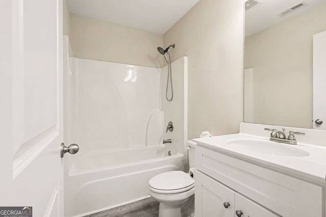4901 Glore Road SW, Mableton, GA 30126