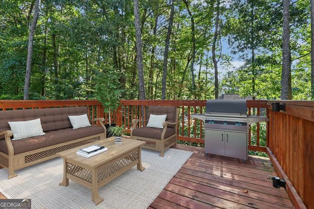 4901 Glore Road SW, Mableton, GA 30126