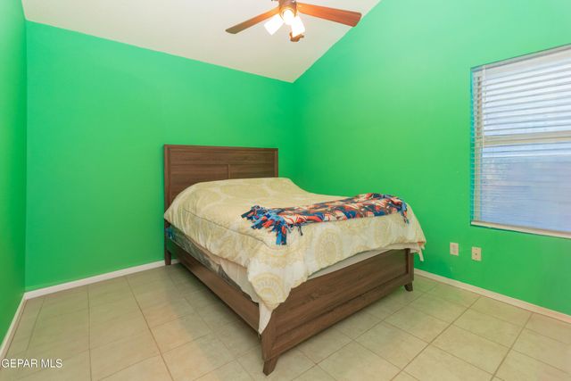 10984 NORTHAMPTON Street, El Paso, TX 79934