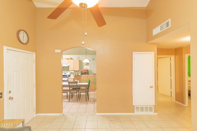 10984 NORTHAMPTON Street, El Paso, TX 79934