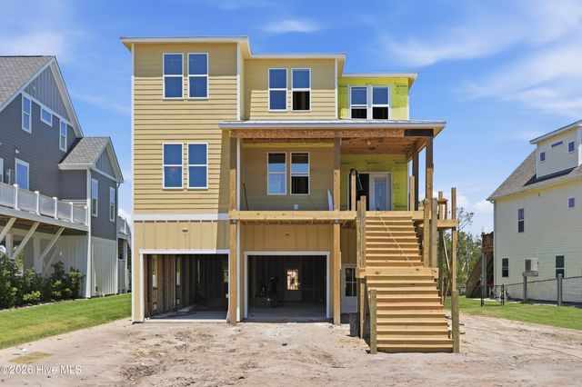 223 Grandview Drive, Sneads Ferry, NC 28460