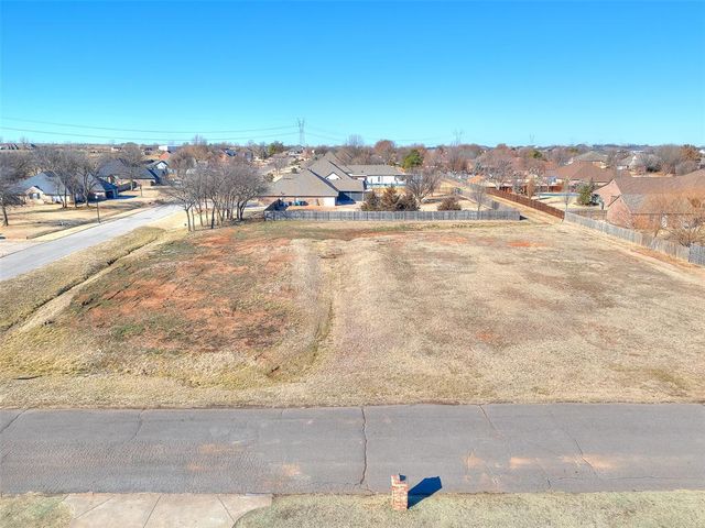 13033 SW 10th Street, Yukon, OK 73099