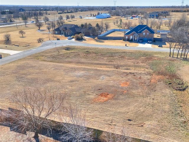 13033 SW 10th Street, Yukon, OK 73099