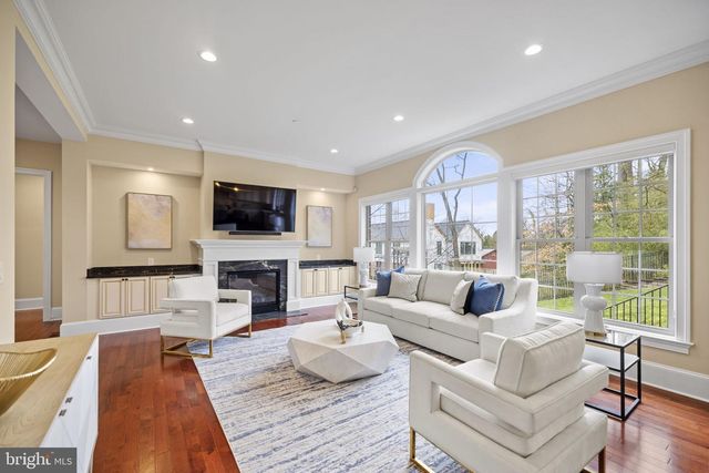 7708 BEECH TREE RD, Bethesda, MD 20817