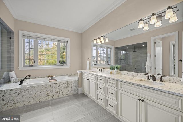 7708 BEECH TREE RD, Bethesda, MD 20817