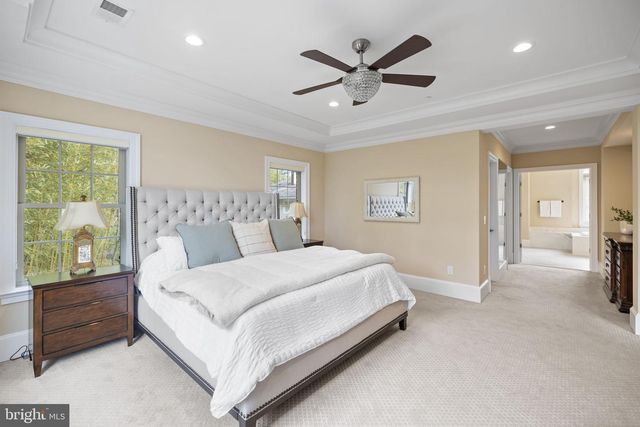 7708 BEECH TREE RD, Bethesda, MD 20817