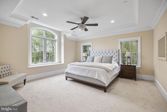 7708 BEECH TREE RD, Bethesda, MD 20817