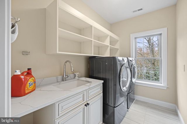 7708 BEECH TREE RD, Bethesda, MD 20817