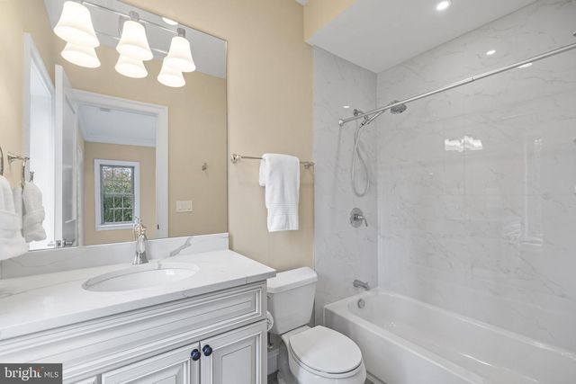 7708 BEECH TREE RD, Bethesda, MD 20817