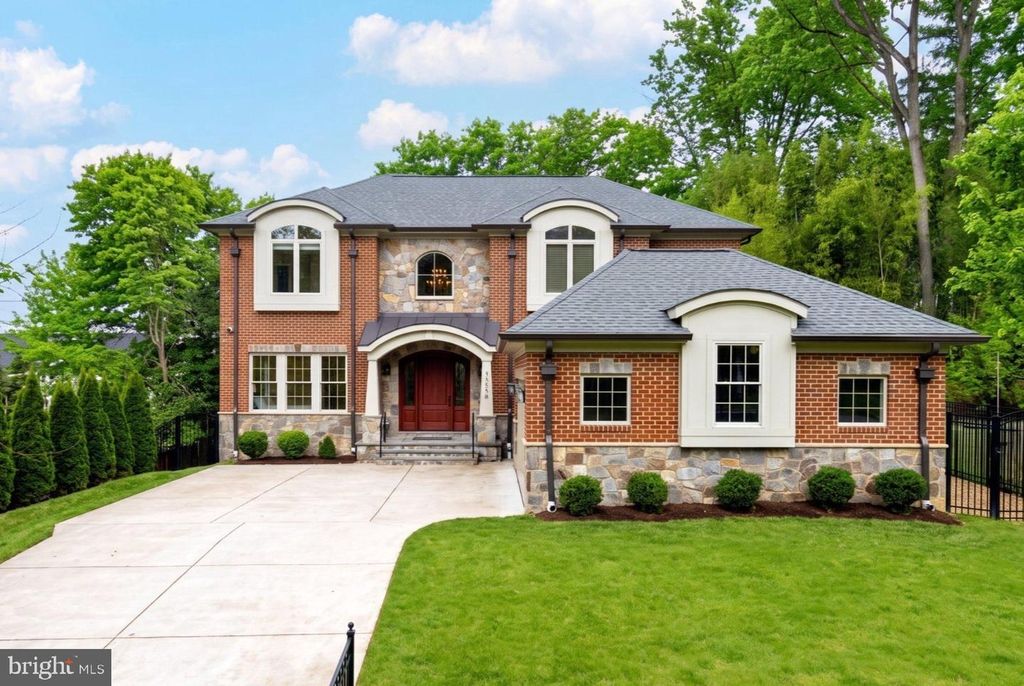 7708 BEECH TREE RD, Bethesda, MD 20817