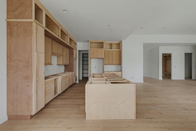 4115 E Vintage Point Drive, Springfield, MO 65809