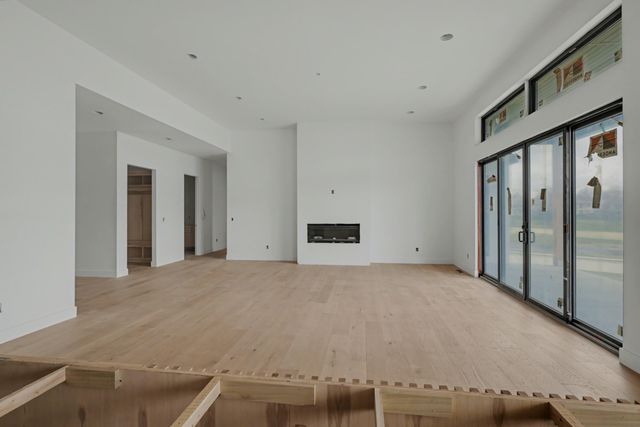 4115 E Vintage Point Drive, Springfield, MO 65809