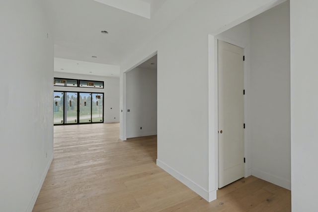 4115 E Vintage Point Drive, Springfield, MO 65809