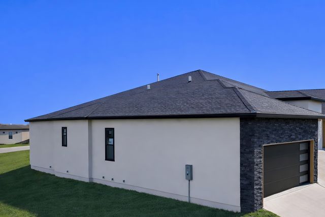 4115 E Vintage Point Drive, Springfield, MO 65809