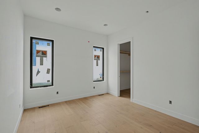 4115 E Vintage Point Drive, Springfield, MO 65809