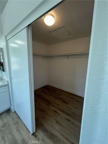 13281 Luna Rd, Victorville, CA 92392