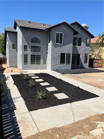 13281 Luna Rd, Victorville, CA 92392