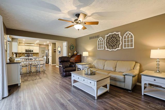 7988 Millwheel Way, West Chester, OH 45069