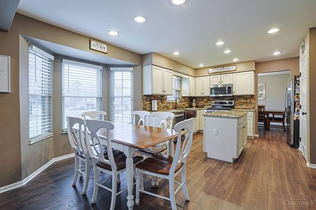 7988 Millwheel Way, West Chester, OH 45069