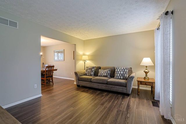 7988 Millwheel Way, West Chester, OH 45069