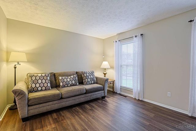 7988 Millwheel Way, West Chester, OH 45069