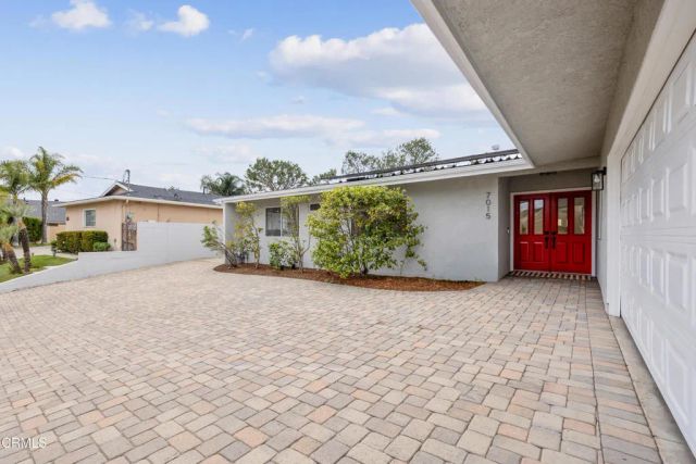 7015 Charrick Place, Tujunga, CA 91042