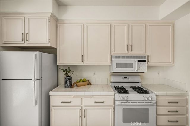 2345 Tryall, Tustin, CA 92782
