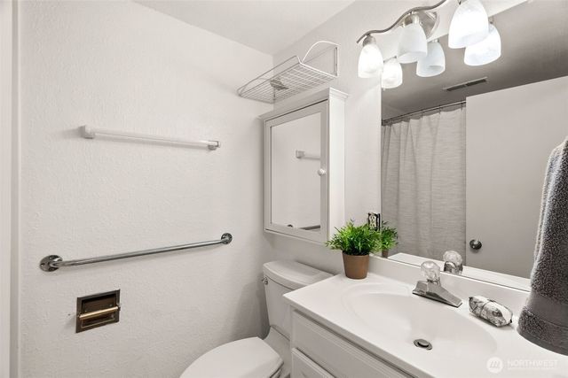 4605 Timberline Drive SE, Lacey, WA 98503