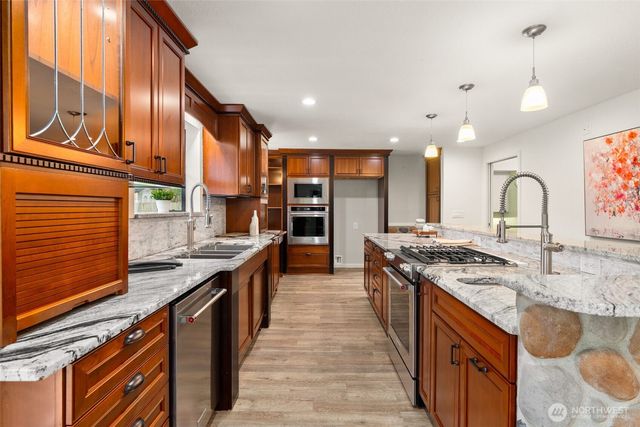 4605 Timberline Drive SE, Lacey, WA 98503