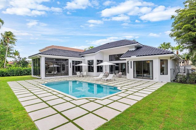 7028 Mandarin Drive, Boca Raton, FL 33433