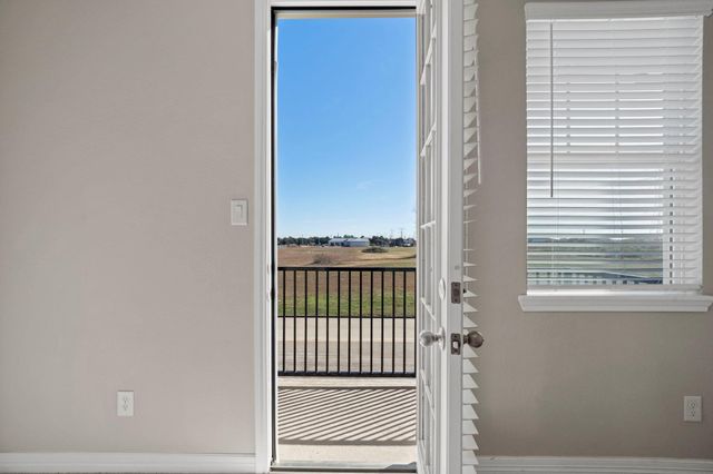 9443 Towne Lake Parkway, Cypress, TX 77433