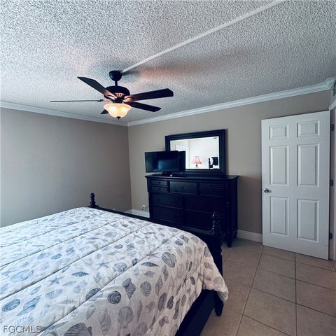 2264 Winkler AVE 202, Fort Myers, FL 33901