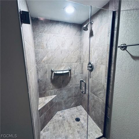 2264 Winkler AVE 202, Fort Myers, FL 33901