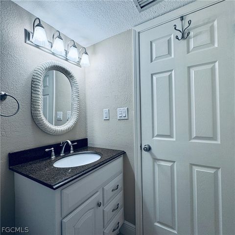 2264 Winkler AVE 202, Fort Myers, FL 33901