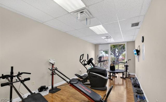 2264 Winkler AVE 202, Fort Myers, FL 33901