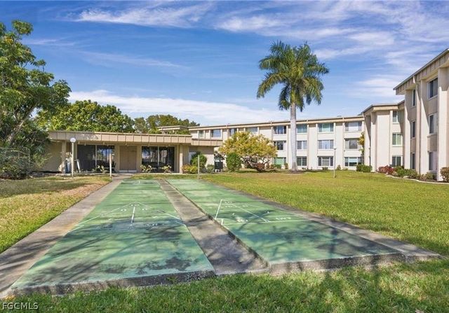 2264 Winkler AVE 202, Fort Myers, FL 33901