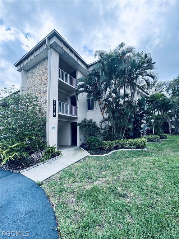 2264 Winkler AVE 202, Fort Myers, FL 33901