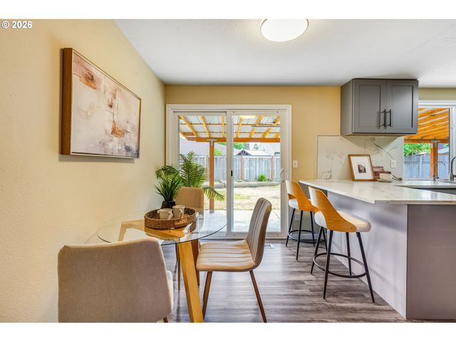 20350 Sw YORK St, Beaverton, OR 97003
