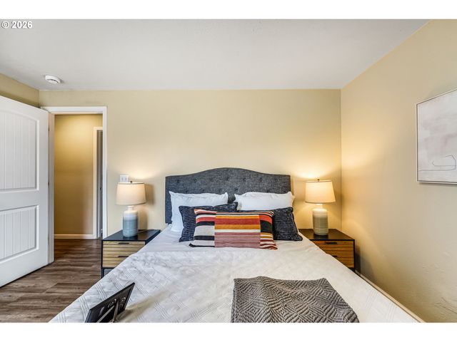 20350 Sw YORK St, Beaverton, OR 97003