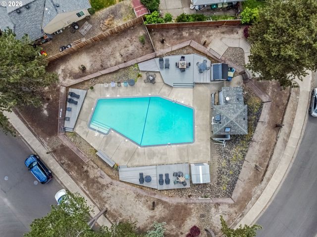 20350 Sw YORK St, Beaverton, OR 97003
