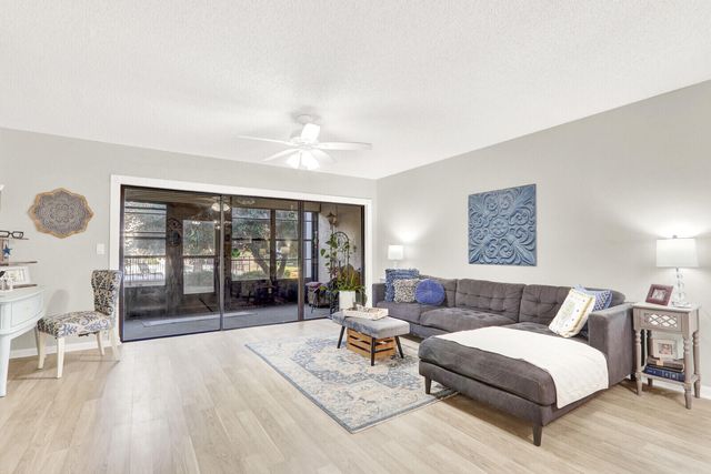 1811 SW Palm City Road A301, Stuart, FL 34994