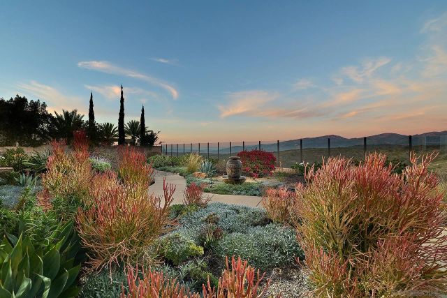 15792 Via Santa Pradera, San Diego, CA 92131